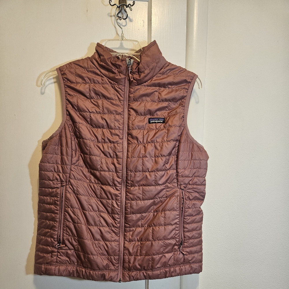 Patagonia Dusty Rose Quilted Vest